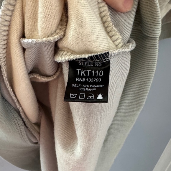 POL Women's Half-Zip Blouse in Gray and Cream - Picture 6 of 7